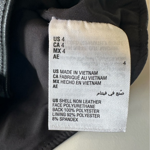 NWT. Women’s non leather top. Size 2. - Picture 6 of 9